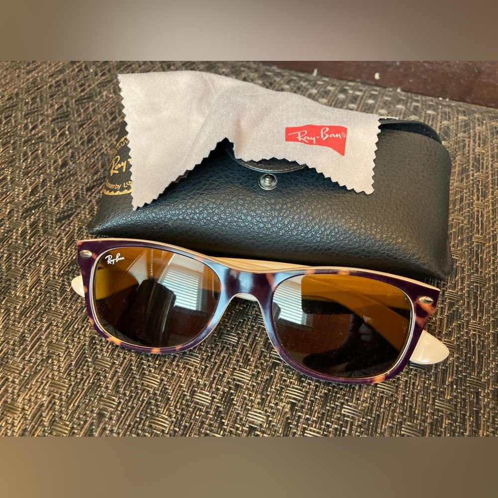 RAY-BAN New Wayfarer Tortoise and Cream Sunglasses